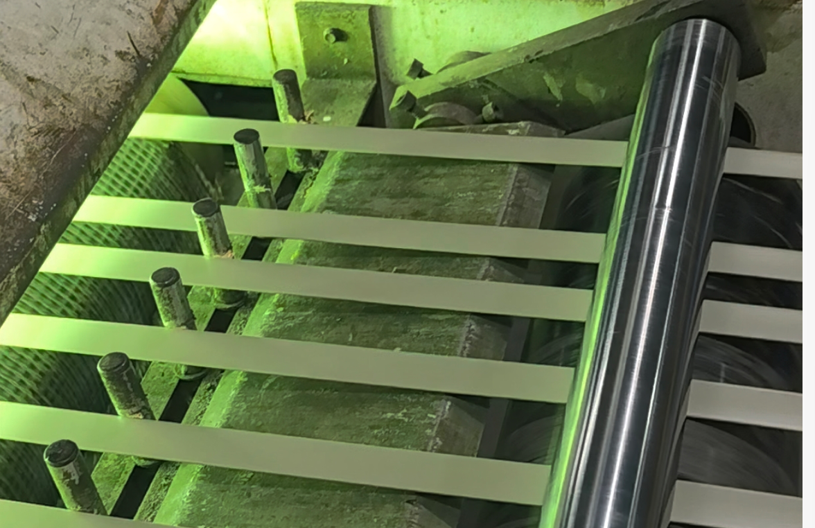 Slitting and sizing edge banding rolls