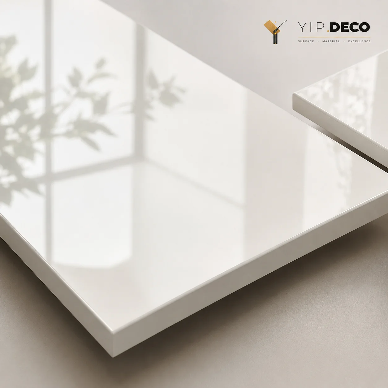 High-gloss decorative surface finish